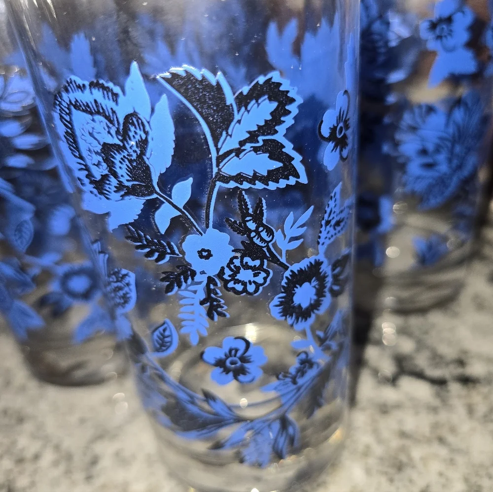 Royal Norfolk Vtge Glasses - Picture 2 of 3